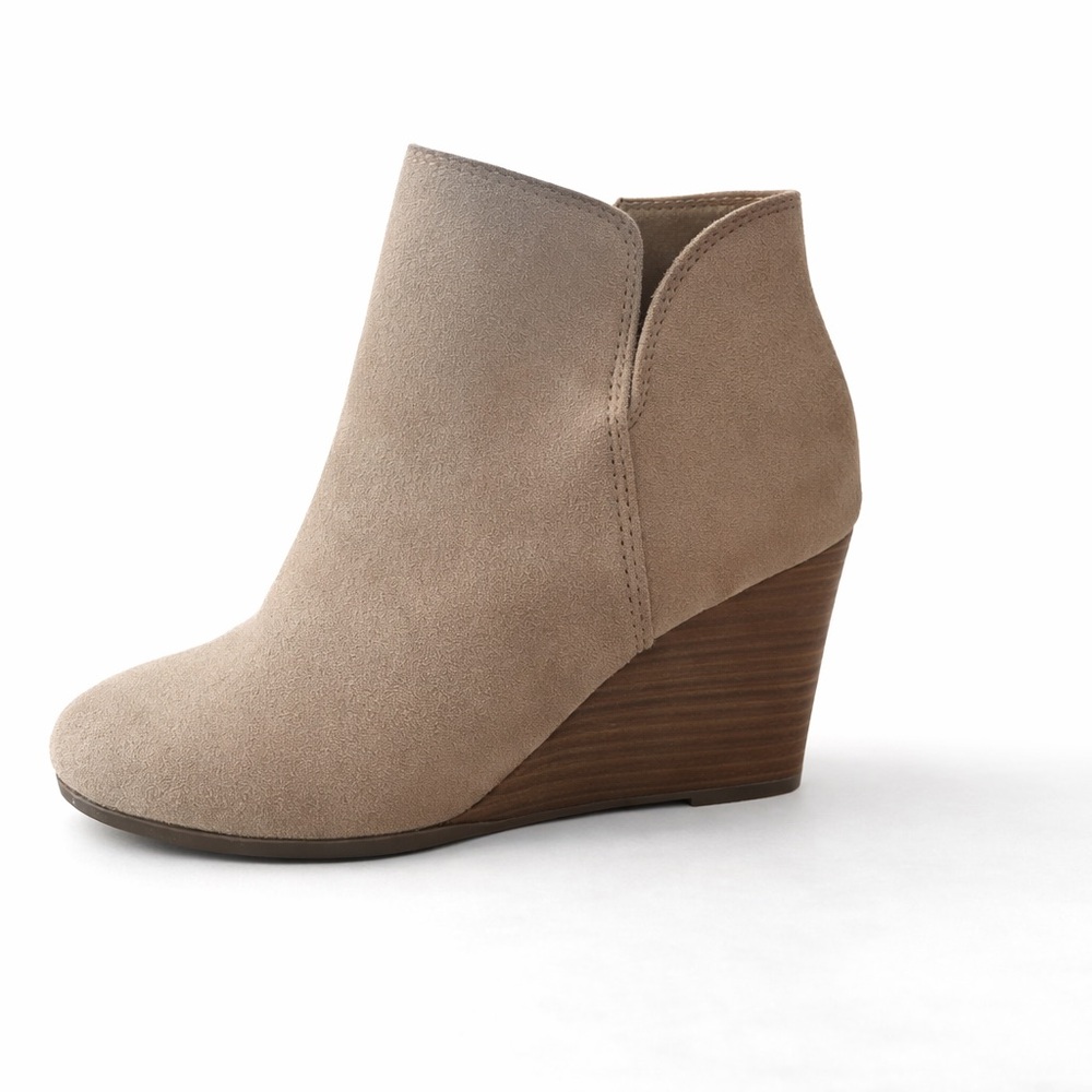Soda - Mid Ankle Bootie w/Split Shaft and Zipper Stacked Wedge Heel